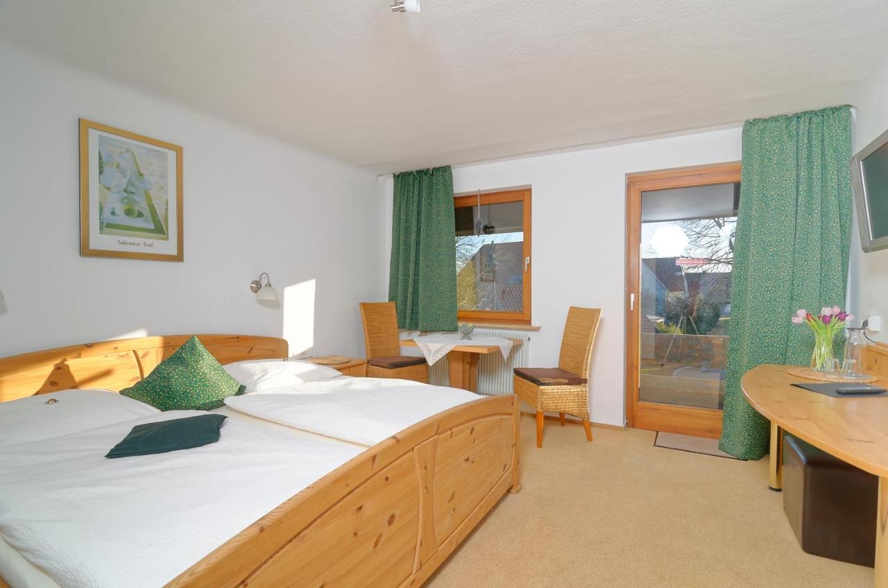 Hotel Kraeuterhex' Reutin Alpirsbach Habitación foto